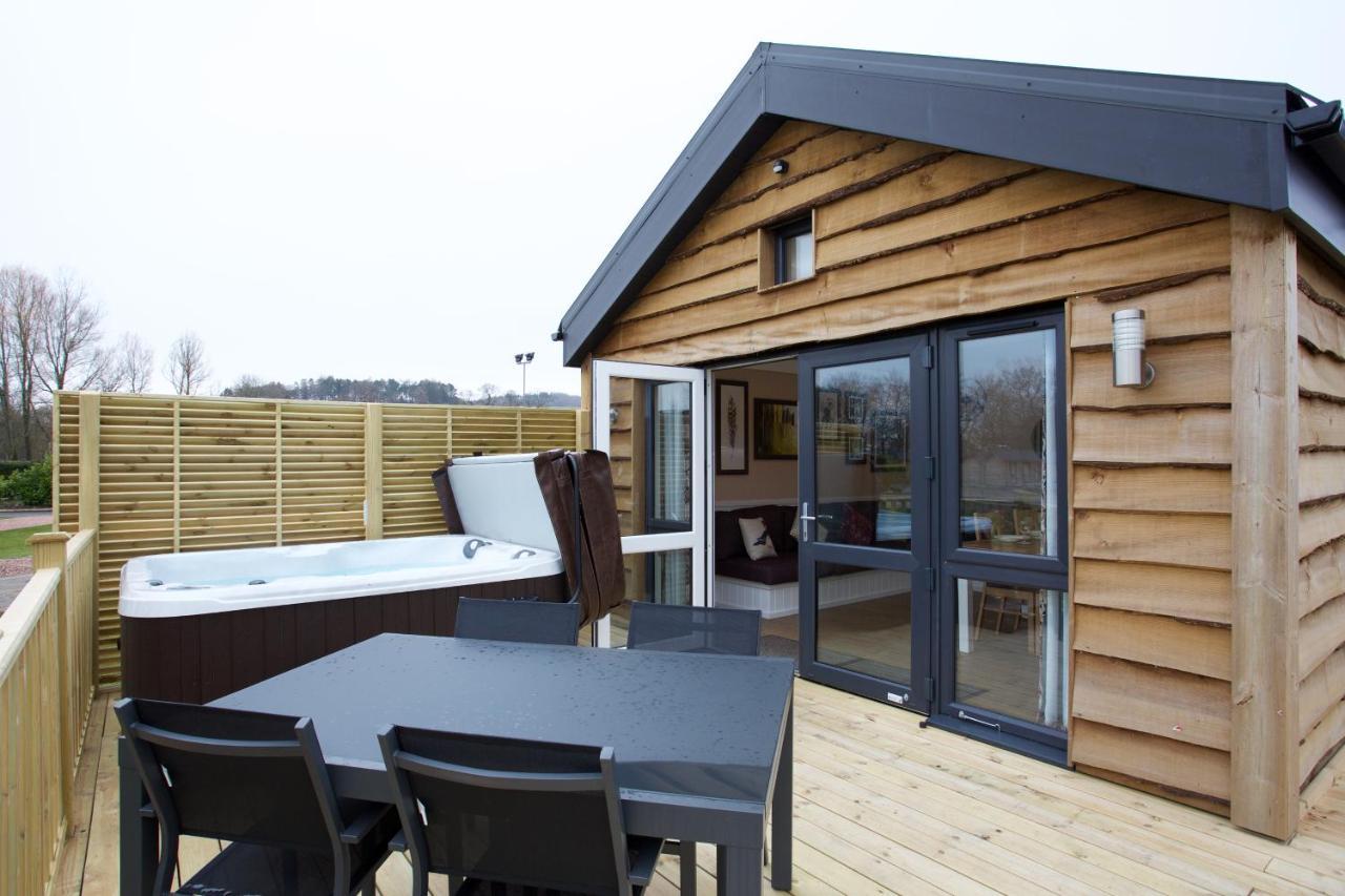 Braidhaugh Holiday Lodge And Glamping Park Crieff Exterior foto
